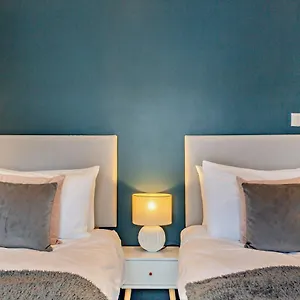 3-bedroom With Free Parking&flexible Bed Configuration Holiday home